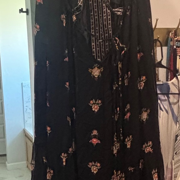 Anthropologie halter maxi dress - Picture 3 of 4